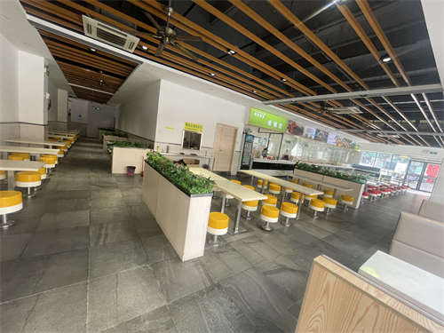 餐饮店铺转让 可做湘菜馆 食堂 快餐店 旁边都是工业园 人流量大