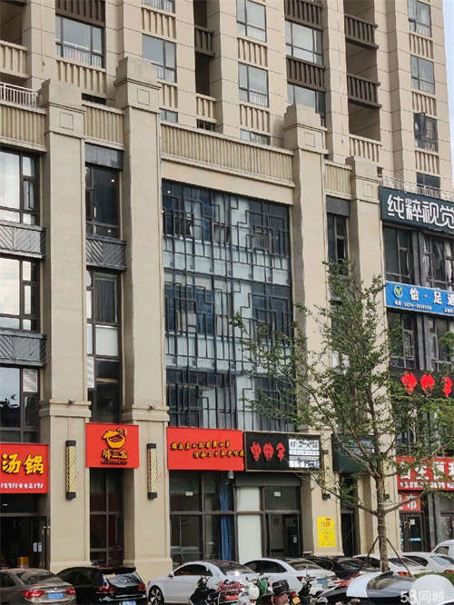 出租（房东直租）一楼330平米商铺急租！