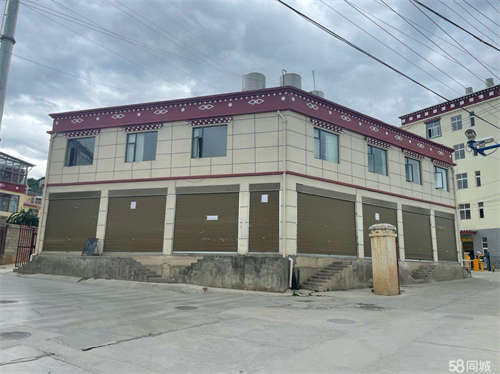 出租自建商住房，一楼商铺出租，可带院内仓库及停车场