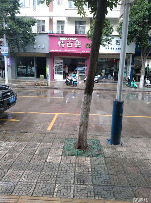出租临街旺铺原租期已到，另对外直租