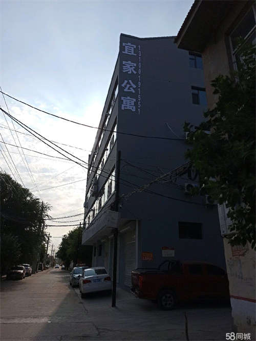 出租东渠村村委会对门宜家公寓门面房3间