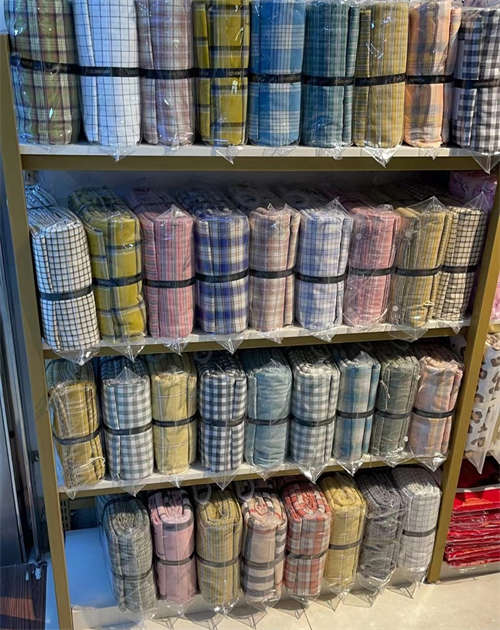 因个人身体原因，转让黄金位置床上用品店