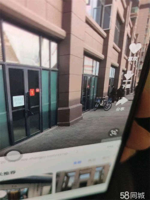 出租庆丰街逸景华庭对面临街飞龙门市一套，可用于餐饮美发等