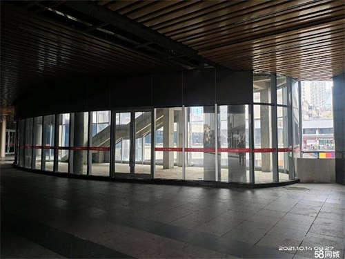 出租兰山区市中心大润发出入口一楼旺铺