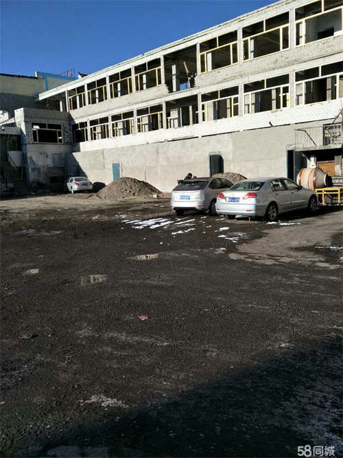 出租金峰路十间商铺加后院六十多间房子整体出租