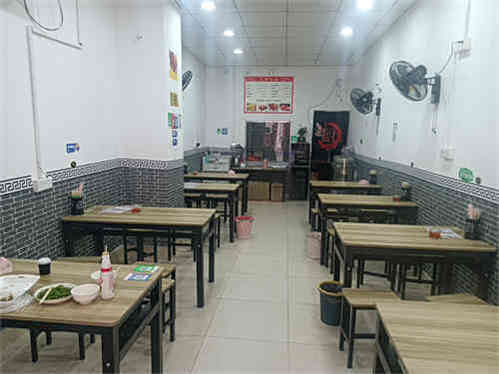 工厂周边旺铺转让，有固定工厂送餐