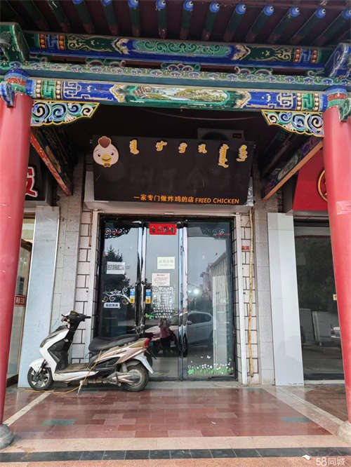出租临街纯一层商铺，独立门店，配置有空调