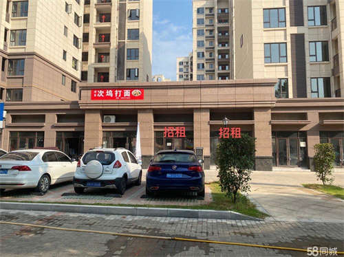 出租交通便利，临街商铺，人流量大。