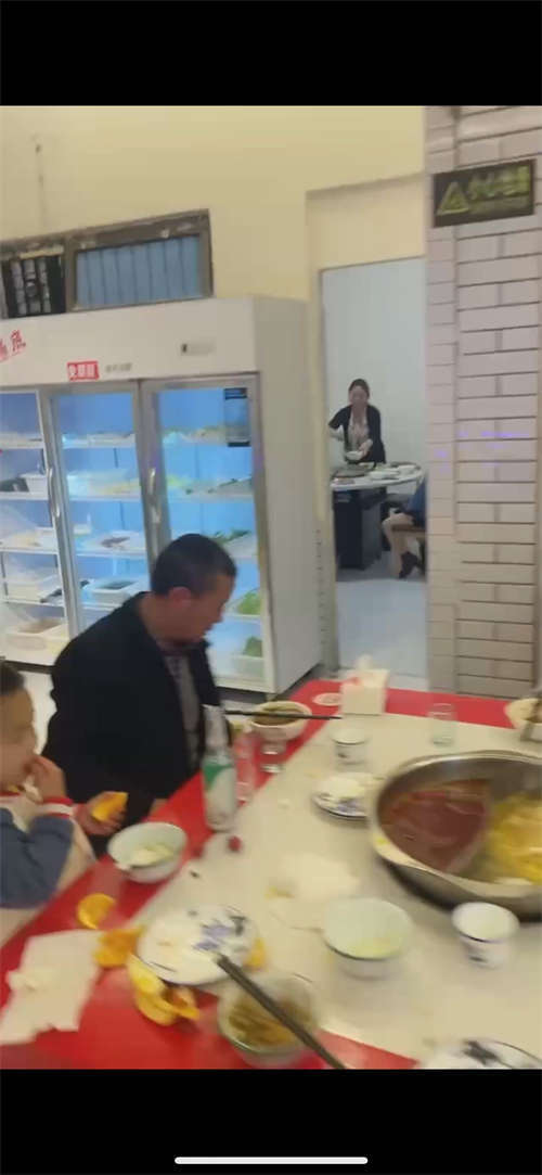 青白江区祥福镇火锅店急转