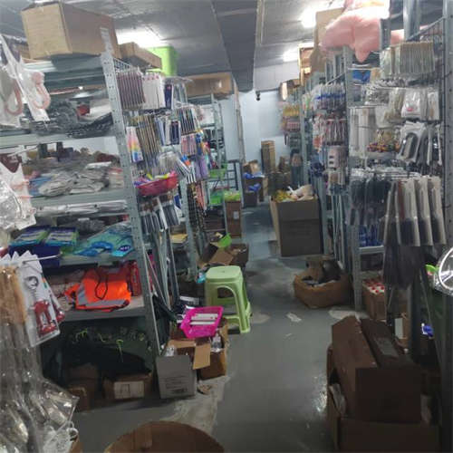 线上超市整体亏本转让 周边公寓住宅年轻人多