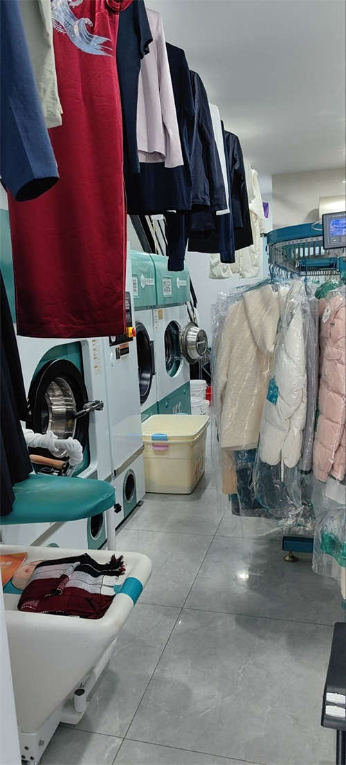 营业中干洗店转让
