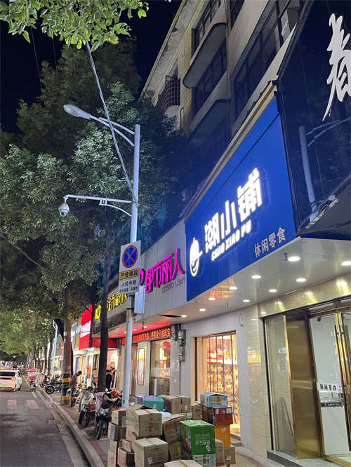 转让正在营业中旺铺。给钱就转绝对低价！