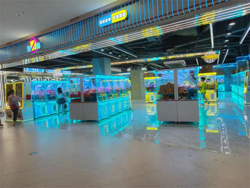 康德附近营业中抓娃娃店