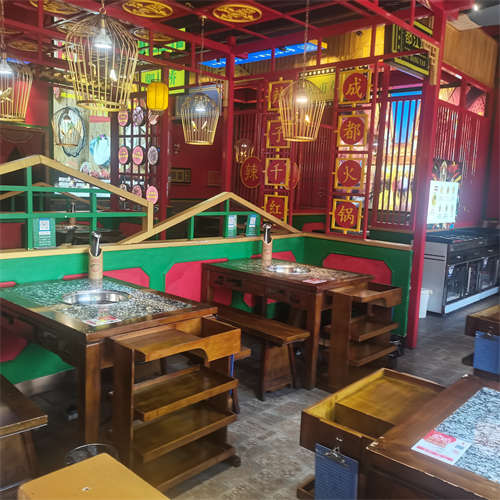 火锅店转让！人流量大，固定会员2000多