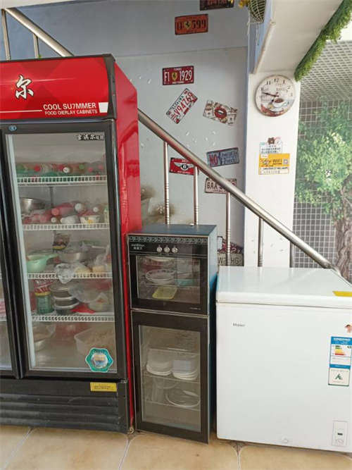二高附近快餐店低价转让