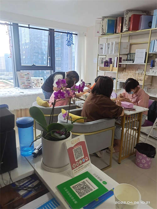 达芬奇写字楼美容院转让