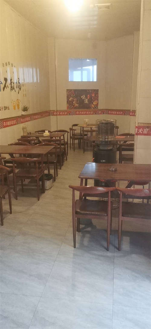 旺铺转让。地理环境很好。