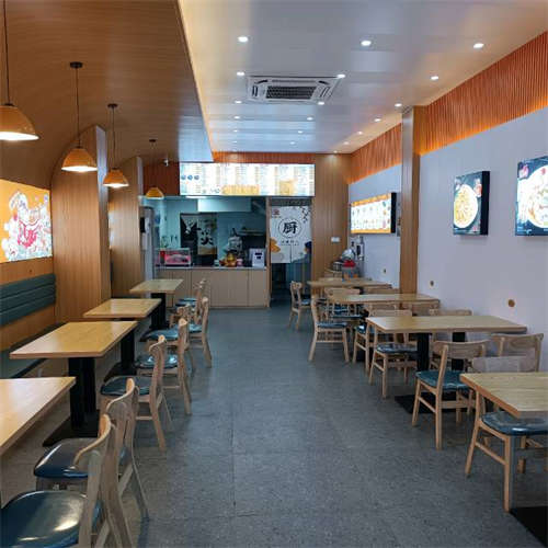 旅游区店面转让（还有4个月房租）
