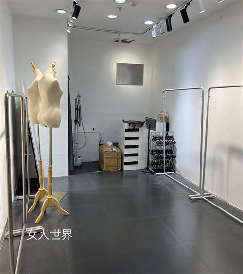 转让 女人世界 店铺n发布店铺转让
