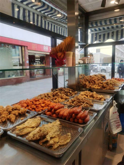发布店铺转让大连市金州区步行街三段旺铺转让