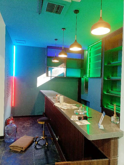 美业店铺出租，室内精装修，无转让费