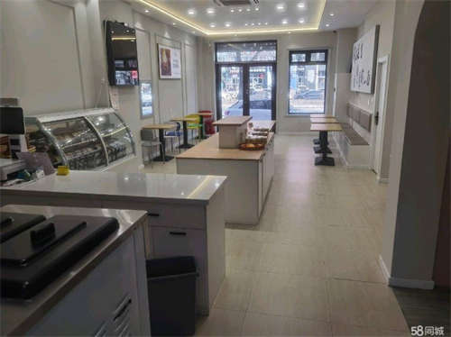 急兑刚装修完蛋糕店，烘培饮品设备齐全，接手即可营业，整兑