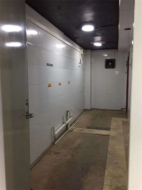地处旺地餐饮店转让