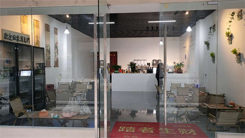 非中介，新商铺适合餐饮