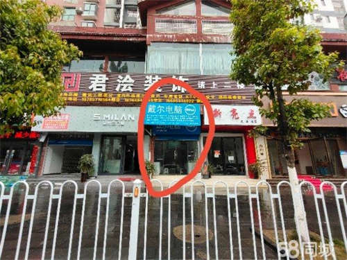 出租无转让费，简单装修，带卫生间。