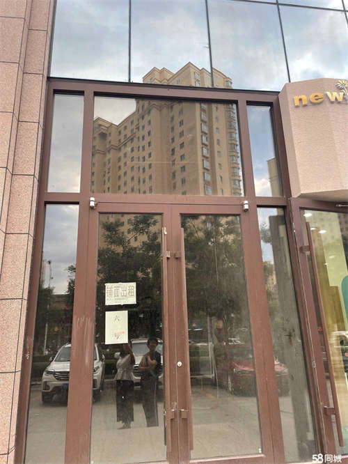 出租地段好，周围客源学生，居民