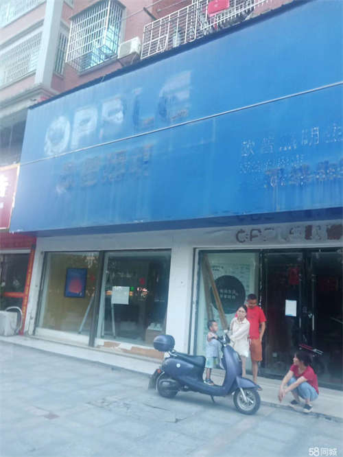 出租旺铺出租，楼盘学校医院，客流足。