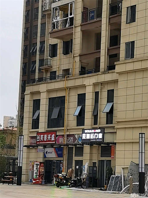 出租3500每月，房东低价直租。