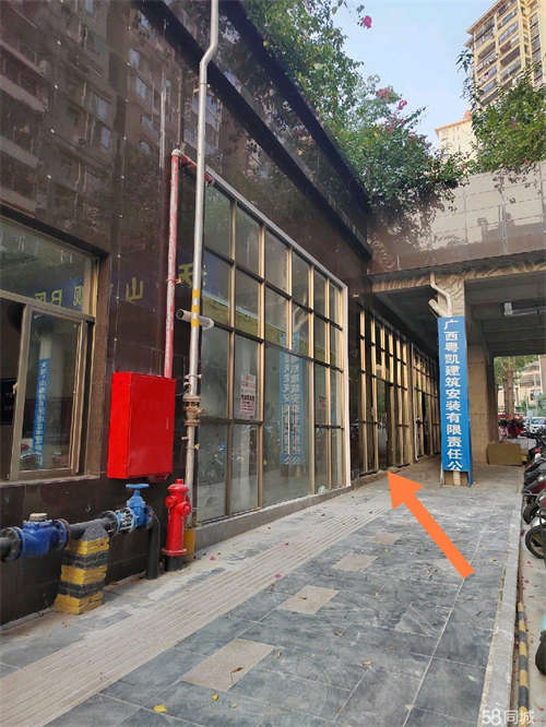 出租高品质社区，环境优美，合适经营美容院，办公室，茶室等。