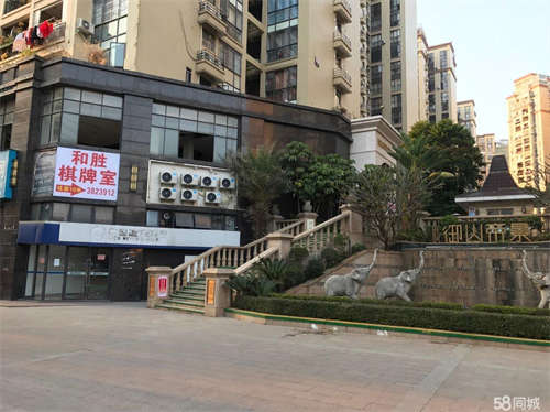 出租两广商圈对面，大型小区门口棋牌室转让，