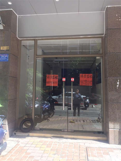 出租阳光海岸蔚蓝假日美食街