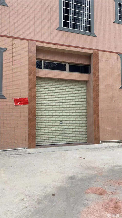 出租临街铺位，周围都是商业铺位，