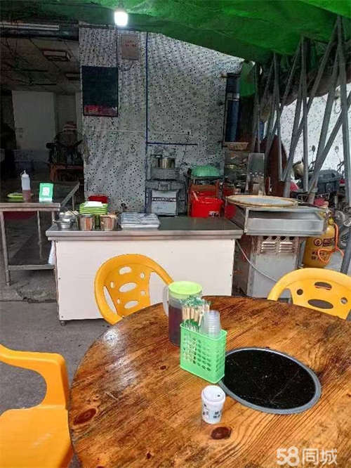 出租临居民住宅楼，近大马路，门前公园