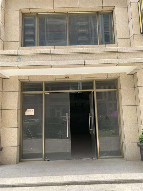 出租美景印象一层临街旺铺出租