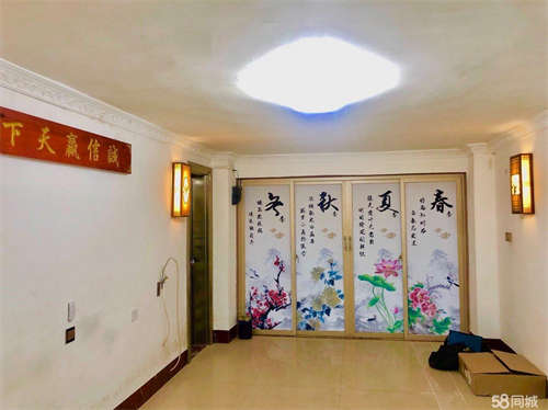 出租直租免转让费 高铁商圈 小区出入口 居民人流密集