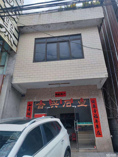 出租位处324国道边，出行便利，周边都是石材相关商业资源