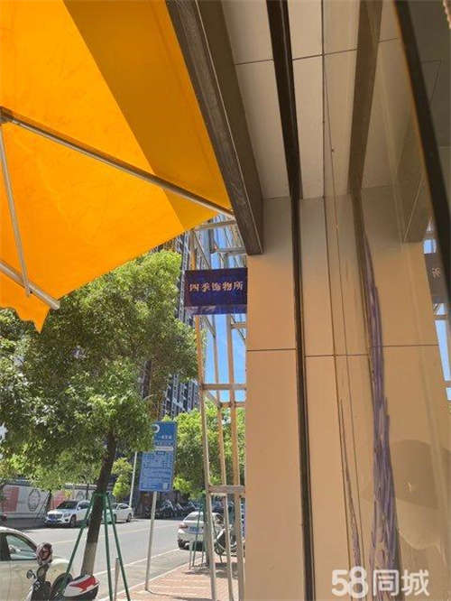出租免转让电信路临街店铺55平方