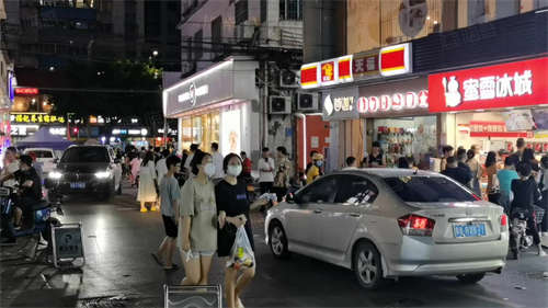 出租荔湾区西村地铁站国企物流园区！产权清晰，无进场费转让费！！