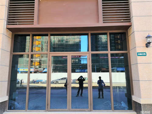 出租云集多个居民小区综合体，临近医院综合体市场