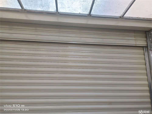 出租新装修的店铺，学生街中心附近