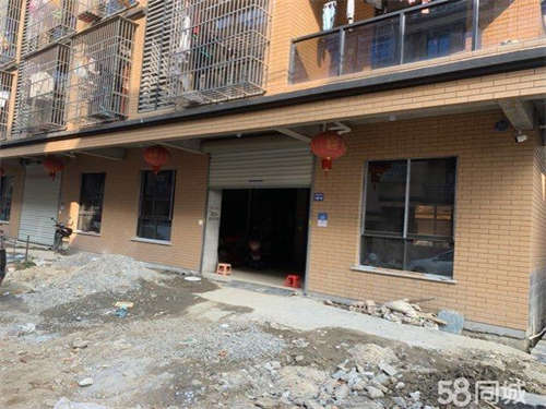出租胜利村四区块5栋3和5号连一起的在大通道上