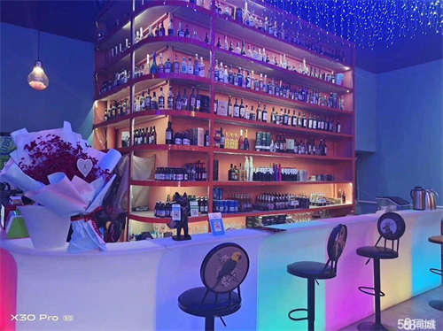 出租超市 餐馆 酒吧 烧烤 洗车行  大型药店  罐罐茶