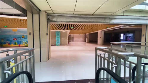 出租凤城国际广场南区三层（大润发超市楼上四楼已满驻餐饮及娱乐）