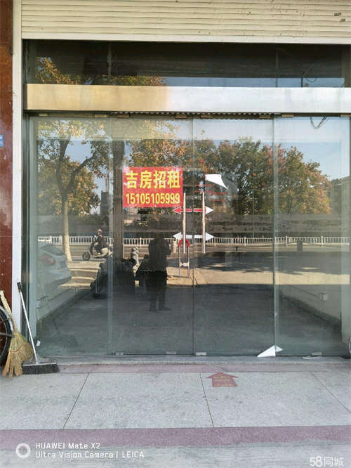 出租本商铺为独立产权，交通方便，适合开设足浴，美容美发或小饭店等