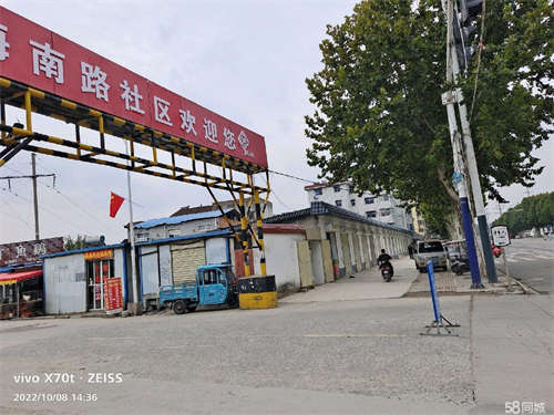 出租濉溪五里郢交叉路口，十间门面，无转让费！可整租！也可分租
