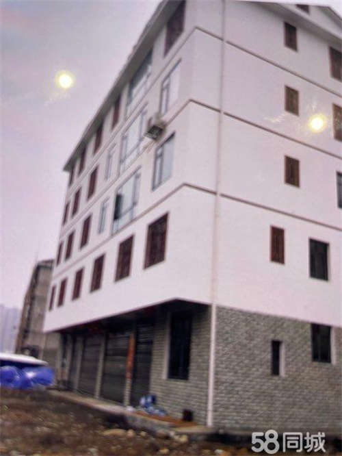 出租沿河大道。   停车方便